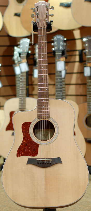 Taylor 210CE LH