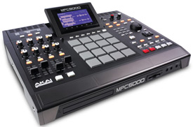 Akai MPC5000 64-voice drum-phrase sampler with 64MB