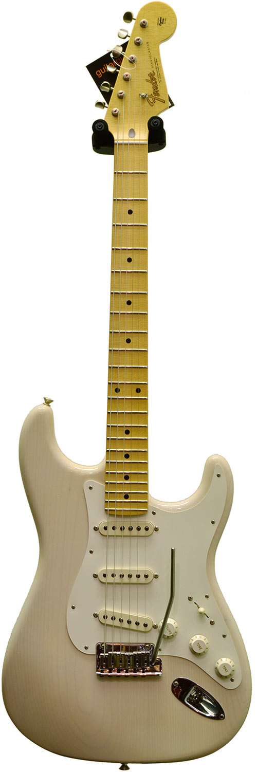 Fender Custom Shop Closet Classic Pine Stratocaster Pro Aged White Blonde MN