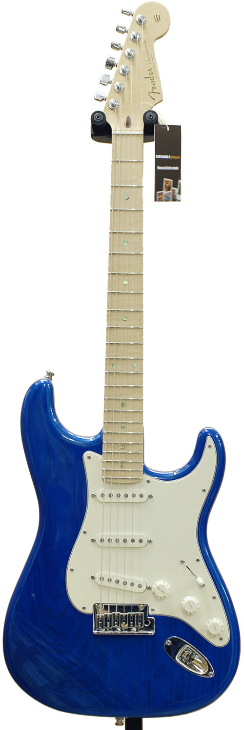 Fender Custom Shop 2011 Custom Deluxe Stratocaster Candy Blue MN