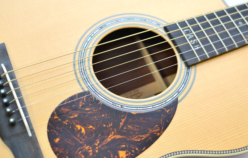 Martin OM-28M Roseanne Cash Limited Edition