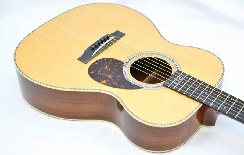 Martin OM-28M Roseanne Cash Limited Edition