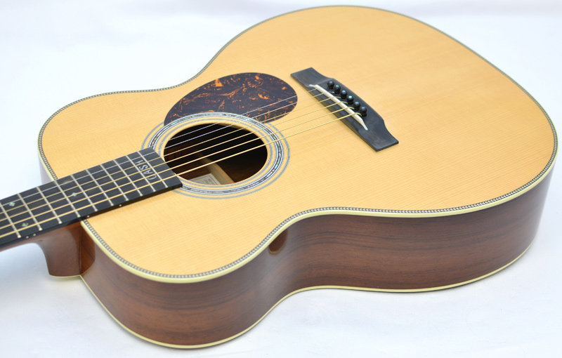 Martin OM-28M Roseanne Cash Limited Edition