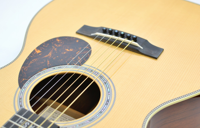 Martin OM-28M Roseanne Cash Limited Edition