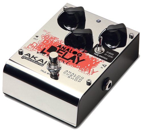 Akai Analog Delay Pedal