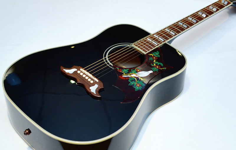 Gibson Dove Ebony #10601016 | guitarguitar