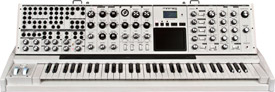 Moog Minimoog Voyager XL In White
