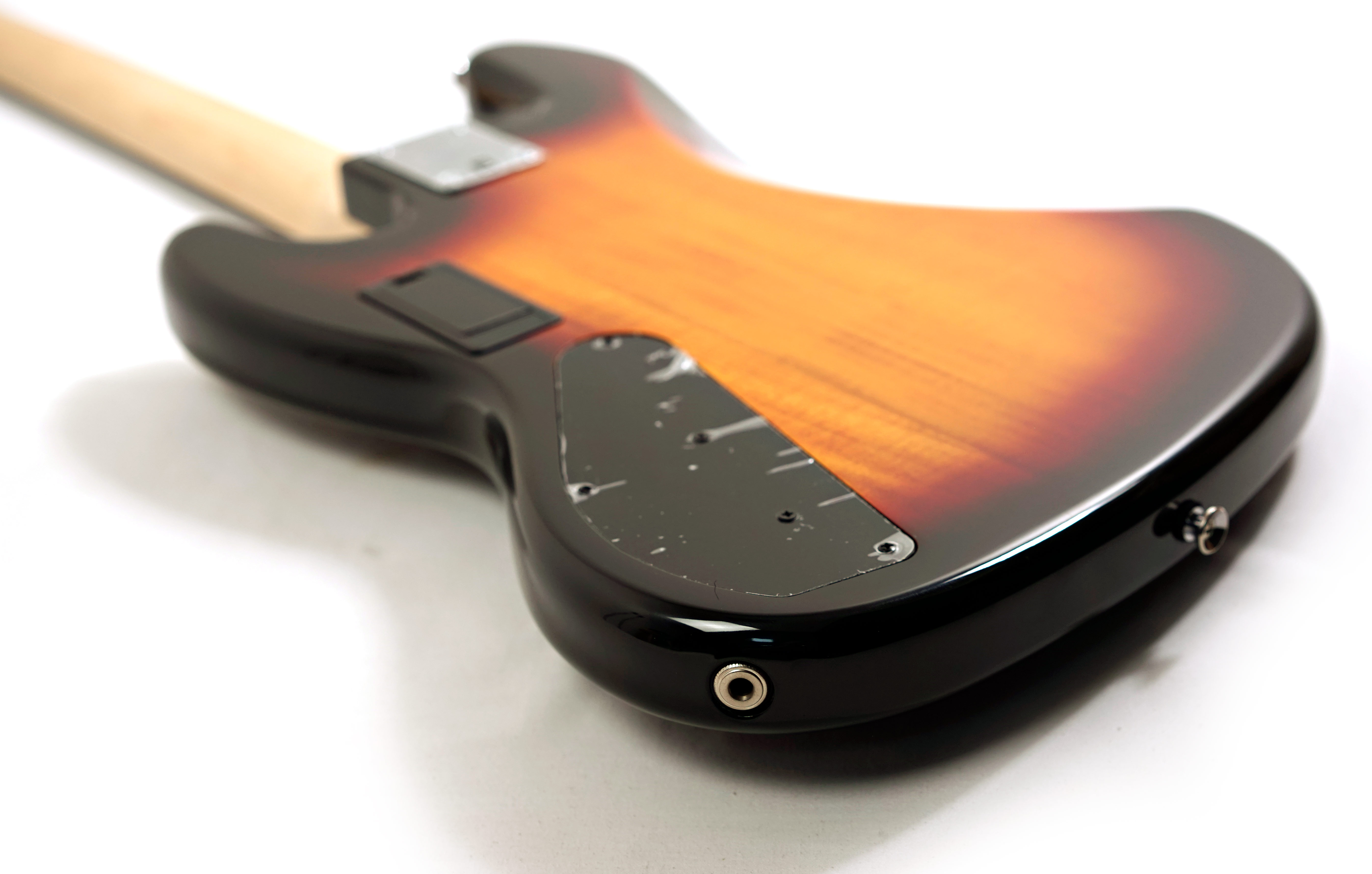 Squier Deluxe Jazz Bass V Active 3 Tone Sunburst