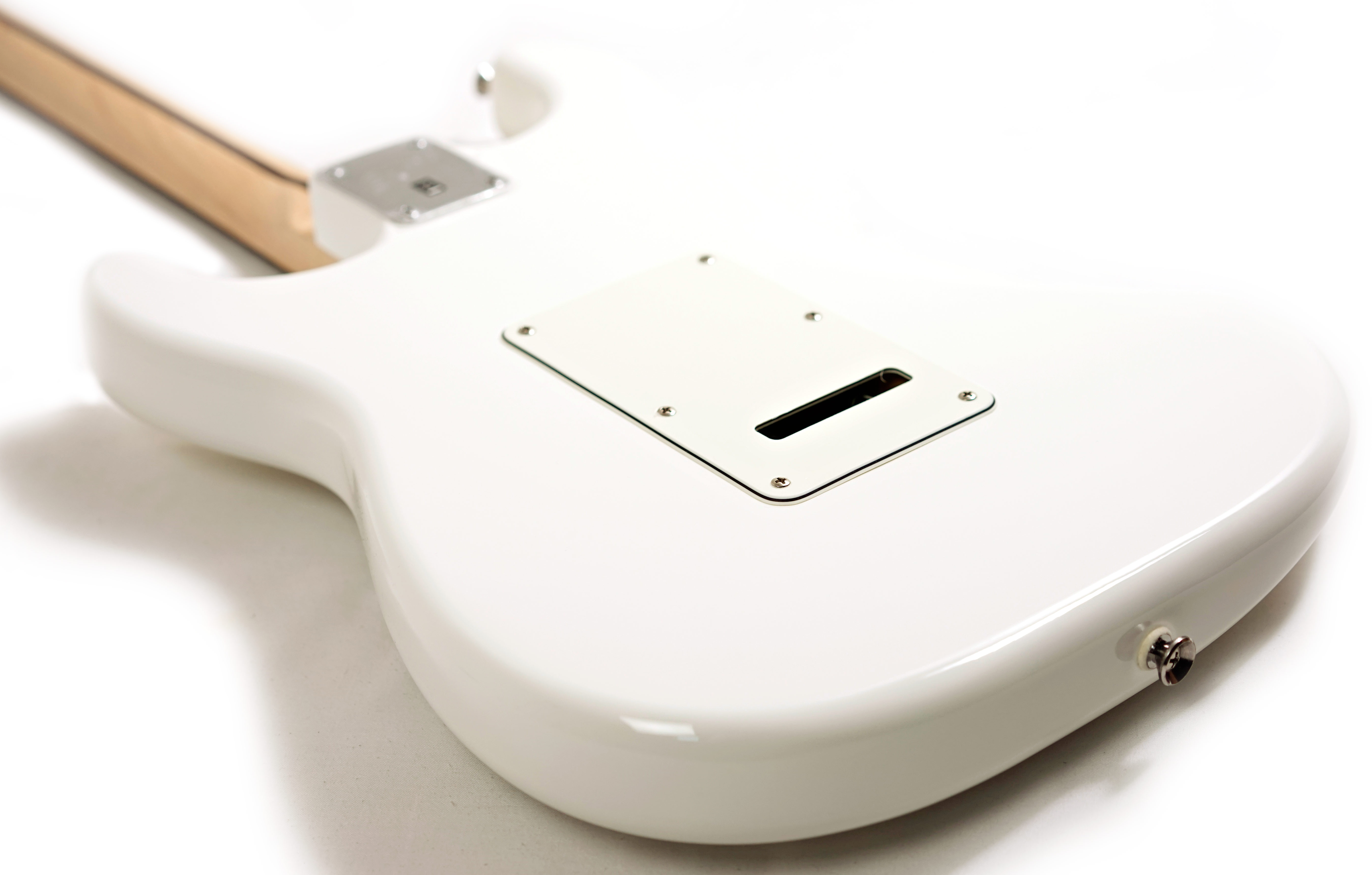 Squier Strat Deluxe Hot Rails White