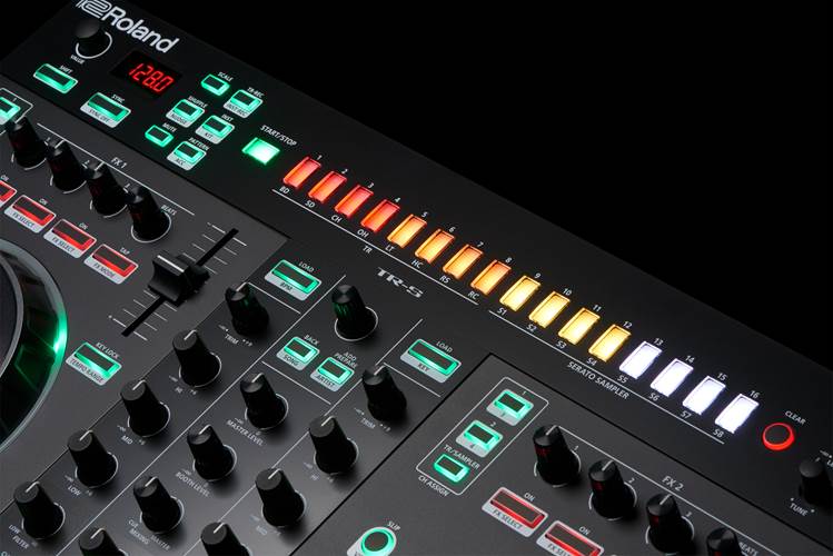 Roland DJ-505 DJ Controller Roland DJ-505 DJ Controller