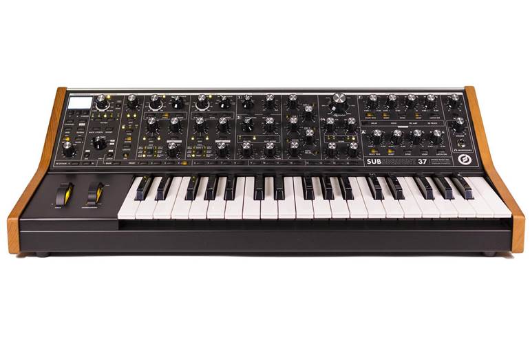 Moog Subsequent 37 Moog Subsequent 37