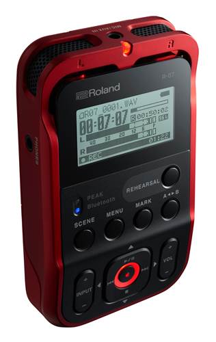 Roland R-07 (RD) Handheld Digital Recorder