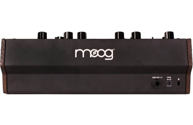 Moog DFAM Percussion Synth Moog DFAM Percussion Synth