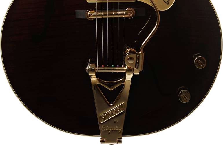 Gretsch G6122T-59 Vintage Select Edition 59 Chet Atkins Country Gentleman Hollow Body with Bigsby Gretsch G6122T-59 Vintage Select Edition 59 Chet Atkins Country Gentleman Hollow Body with Bigsby