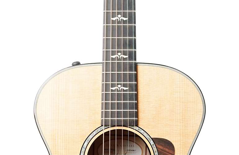 Taylor 600 Series 612e 12-fret ES2 (Ex-Demo) #110165037 Taylor 600 Series 612e 12-fret ES2 (Ex-Demo) #110165037
