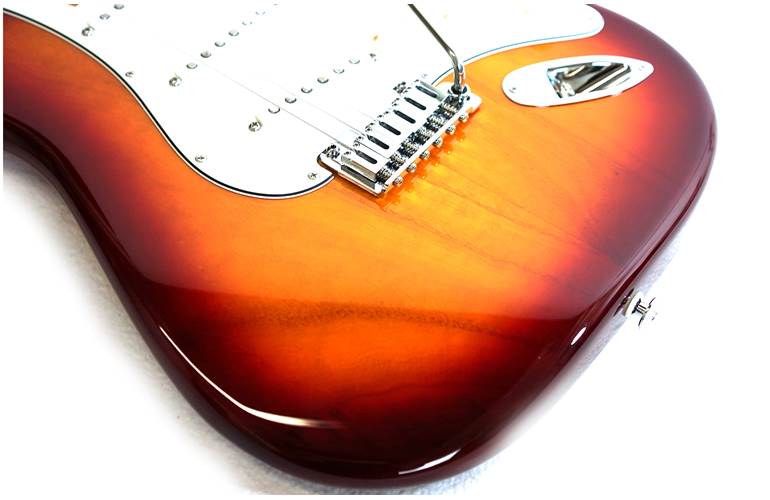 Suhr guitarguitar select 76 Classic Two Tone Tobacco Burst Paulownia Body #JS3E1D Suhr guitarguitar select 76 Classic Two Tone Tobacco Burst Paulownia Body #JS3E1D
