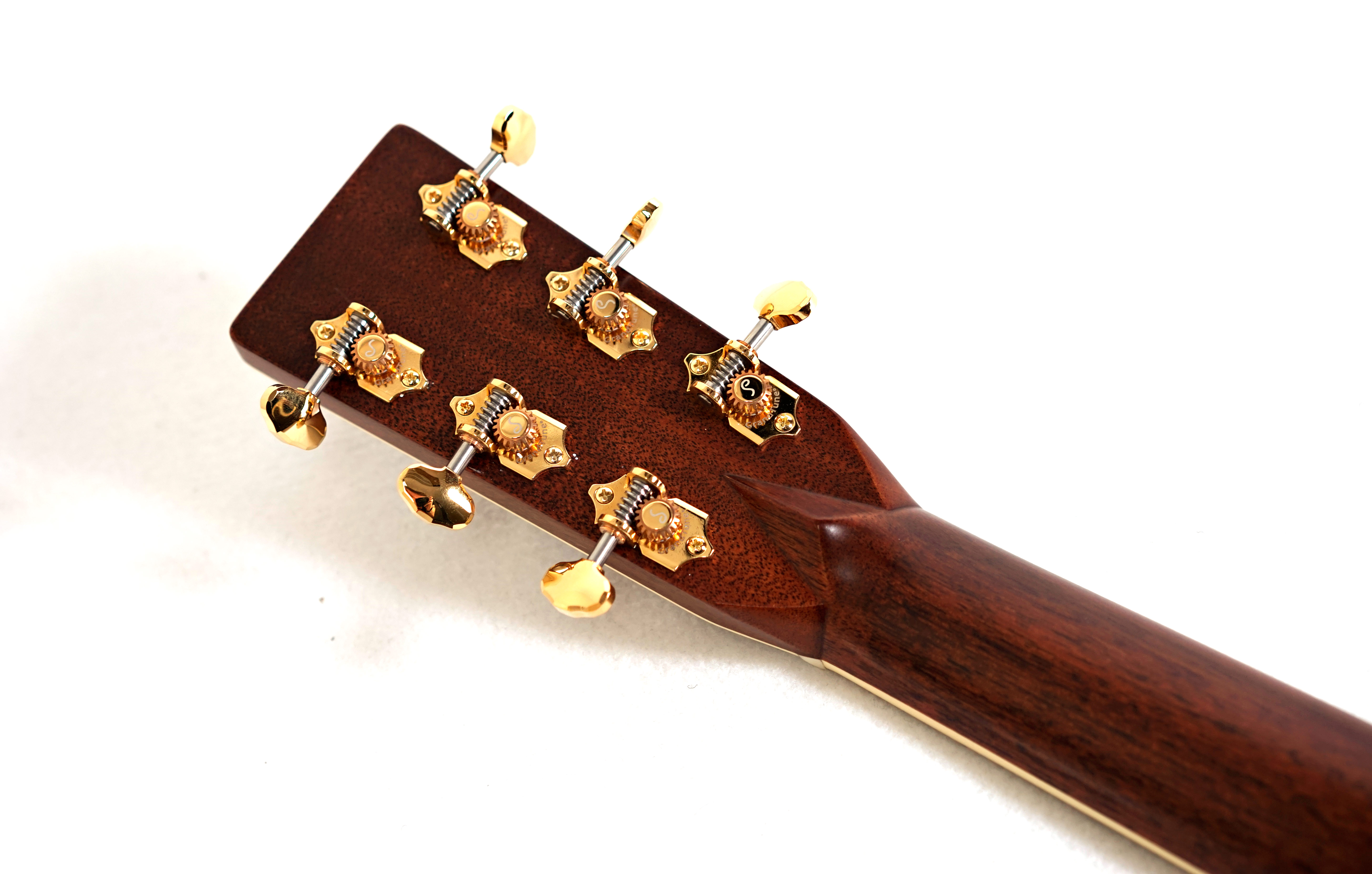 Martin Standard Series J40