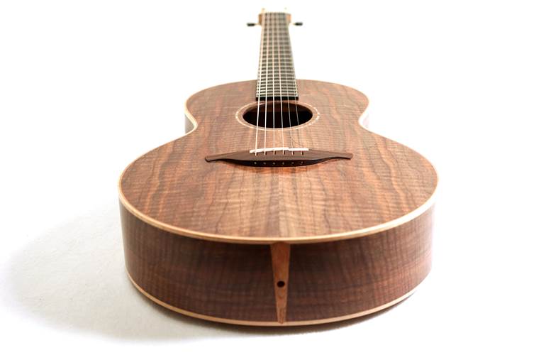 Lowden S-35W with Robson Tuners #22116 Lowden S-35W with Robson Tuners #22116