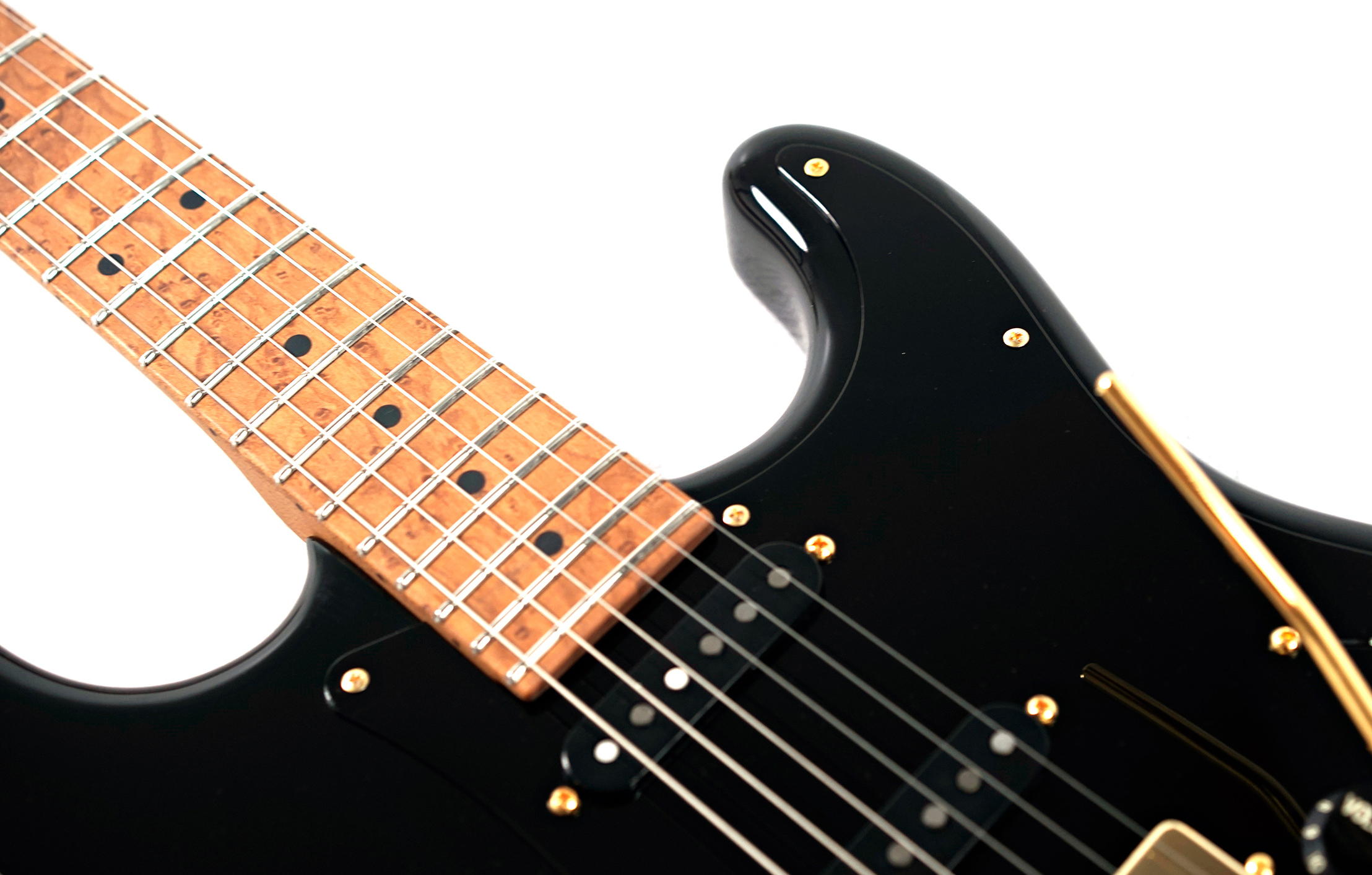 Suhr Mateus Asato Signature Series Classic S Black