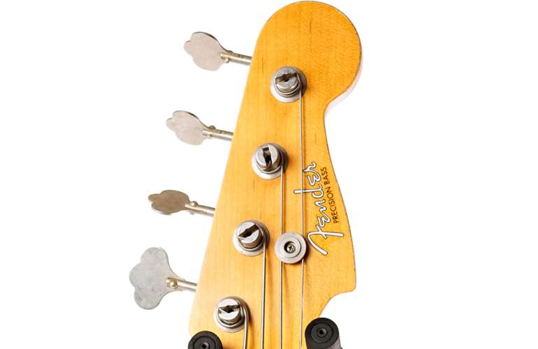 Fender Custom Shop 2019 Heavy Relic 1960 Precision Bass 2019 Custom Collection Time Machine Aged Vintage White Fender Custom Shop 2019 Heavy Relic 1960 Precision Bass 2019 Custom Collection Time Machine Aged Vintage White