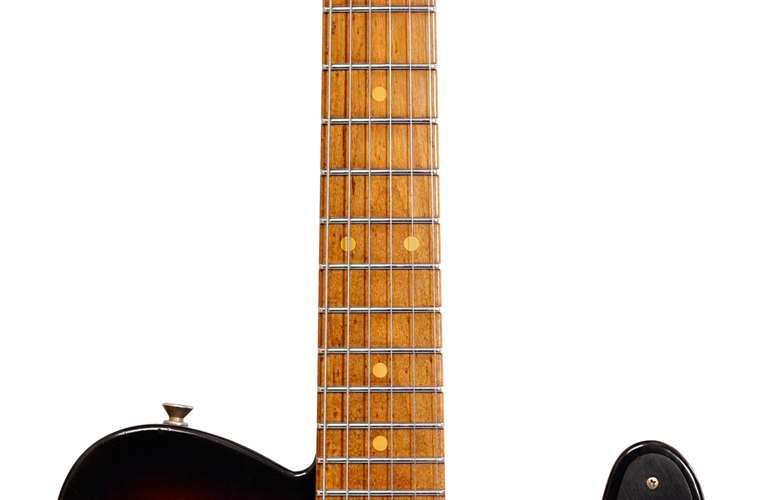 Fender Custom Shop 1953 Telecaster Journeyman Relic 2 Tone Sunburst Maple Fingerboard Master Builder Designed by Paul Waller #R99526 Fender Custom Shop 1953 Telecaster Journeyman Relic 2 Tone Sunburst Maple Fingerboard Master Builder Designed by Paul Waller #R99526