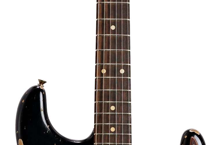 Fender Custom Shop 1961 Strat HEAVY RELIC Black over Desert Sand RW Master Builder Designed by Dale Wilson #R100437 Fender Custom Shop 1961 Strat HEAVY RELIC Black over Desert Sand RW Master Builder Designed by Dale Wilson #R100437