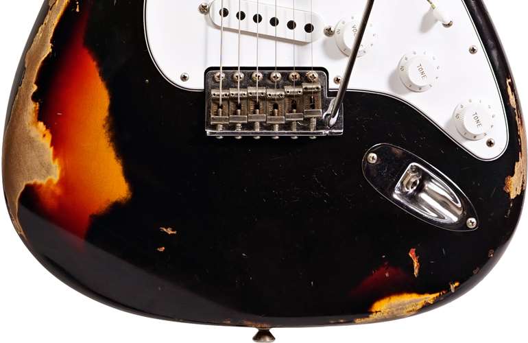 Fender Custom Shop 1961 Strat HEAVY RELIC Black over 3 Tone Sunburst RW Master Builder Designed by Dale Wilson #R100569 Fender Custom Shop 1961 Strat HEAVY RELIC Black over 3 Tone Sunburst RW Master Builder Designed by Dale Wilson #R100569