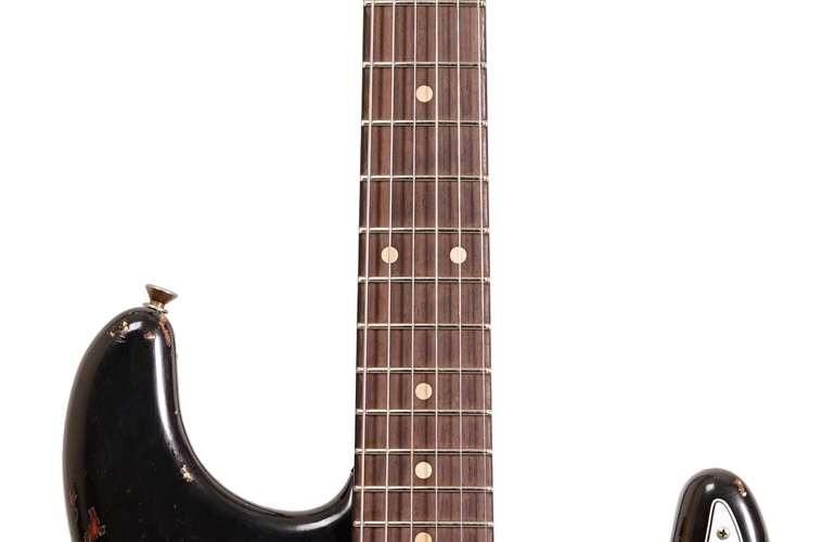 Fender Custom Shop 1961 Strat HEAVY RELIC Black over 3 Tone Sunburst RW Master Builder Designed by Dale Wilson #R100569 Fender Custom Shop 1961 Strat HEAVY RELIC Black over 3 Tone Sunburst RW Master Builder Designed by Dale Wilson #R100569
