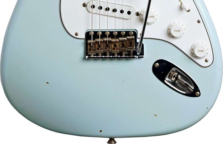 Fender Custom Shop 1969 Strat Journeyman Relic Faded Sonic Blue MN Master Builder Designed by Greg Fessler #R97626 Fender Custom Shop 1969 Strat Journeyman Relic Faded Sonic Blue MN Master Builder Designed by Greg Fessler #R97626