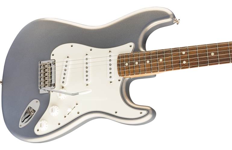 Fender Player Stratocaster Silver Pau Ferro Fingerboard Fender Player Stratocaster Silver Pau Ferro Fingerboard