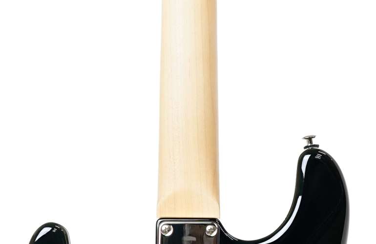 Suhr Classic S Black SSS Maple Fingerboard SSCII Suhr Classic S Black SSS Maple Fingerboard SSCII