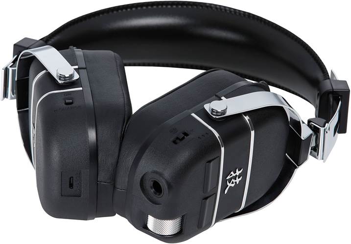 BOSS Waza-Air Personal Guitar Amplification System BOSS Waza-Air Personal Guitar Amplification System