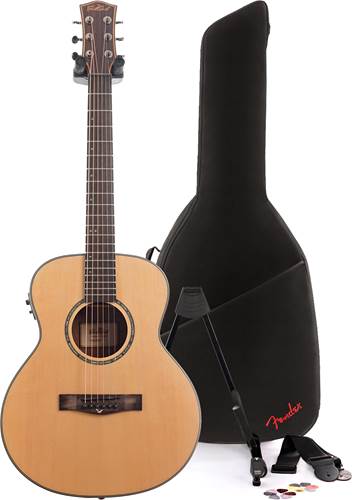 EastCoast M2SE Natural and Fender Bag Acoustic Guitar Pack