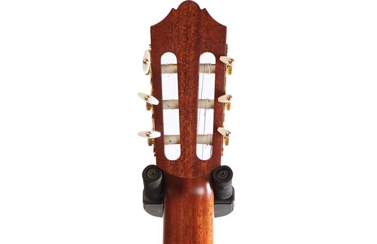 Yamaha CG192C Solid Cedar Yamaha CG192C Solid Cedar