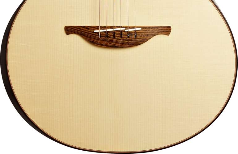 Lowden Pierre Bensusan AAAA Honduras Rosewood and Adirondack Spruce with Soundbox Bevel #23968 Lowden Pierre Bensusan AAAA Honduras Rosewood and Adirondack Spruce with Soundbox Bevel #23968