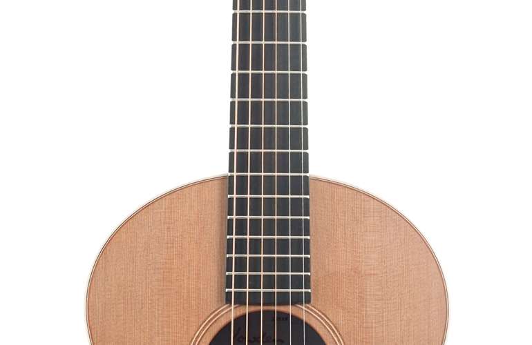 Lowden S-23 WA/RC Walnut Red Cedar #23938 Lowden S-23 WA/RC Walnut Red Cedar #23938