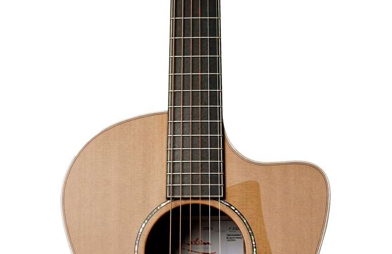 Lowden F35C Red Cedar/Tasmanian Blackwood #23937 Lowden F35C Red Cedar/Tasmanian Blackwood #23937