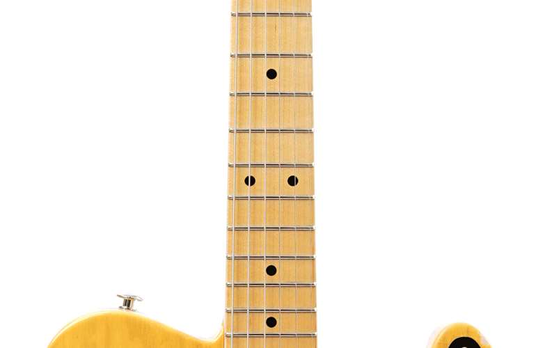 Suhr Classic Antique T Trans Butterscotch Swamp Ash Maple Fingerboard (Ex-Demo) #JS9R1U Suhr Classic Antique T Trans Butterscotch Swamp Ash Maple Fingerboard (Ex-Demo) #JS9R1U
