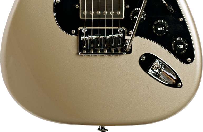 Suhr Classic S Metallic Champagne Roasted MN #JS5U0L Suhr Classic S Metallic Champagne Roasted MN #JS5U0L