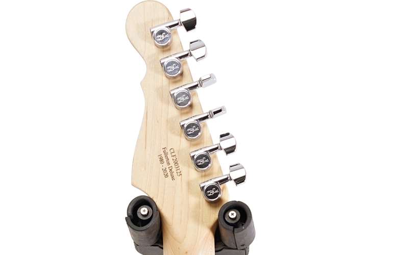 G&L USA Fullerton Deluxe S-500 Alpine White Maple Fingerboard G&L USA Fullerton Deluxe S-500 Alpine White Maple Fingerboard