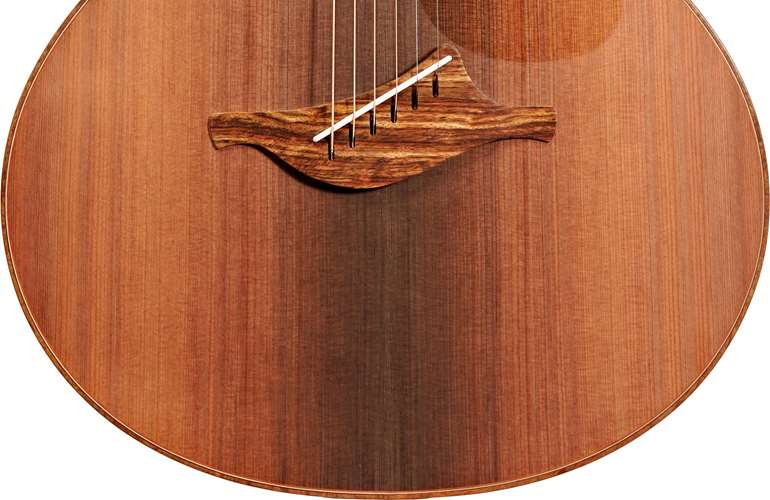 Lowden F-50 Fan Fret Sinker Redwood/Macassar Ebony Lowden F-50 Fan Fret Sinker Redwood/Macassar Ebony