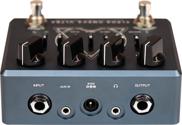 Darkglass Alpha Omega Ultra AUX Pre-Amplifier Darkglass Alpha Omega Ultra AUX Pre-Amplifier