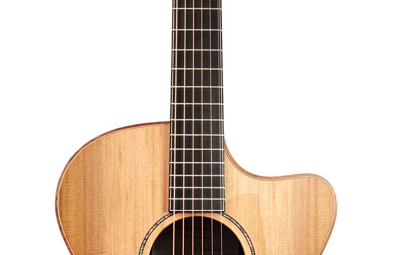 Lowden O-35C Driftwood Red Cedar/Indian Rosewood #23878 Lowden O-35C Driftwood Red Cedar/Indian Rosewood #23878