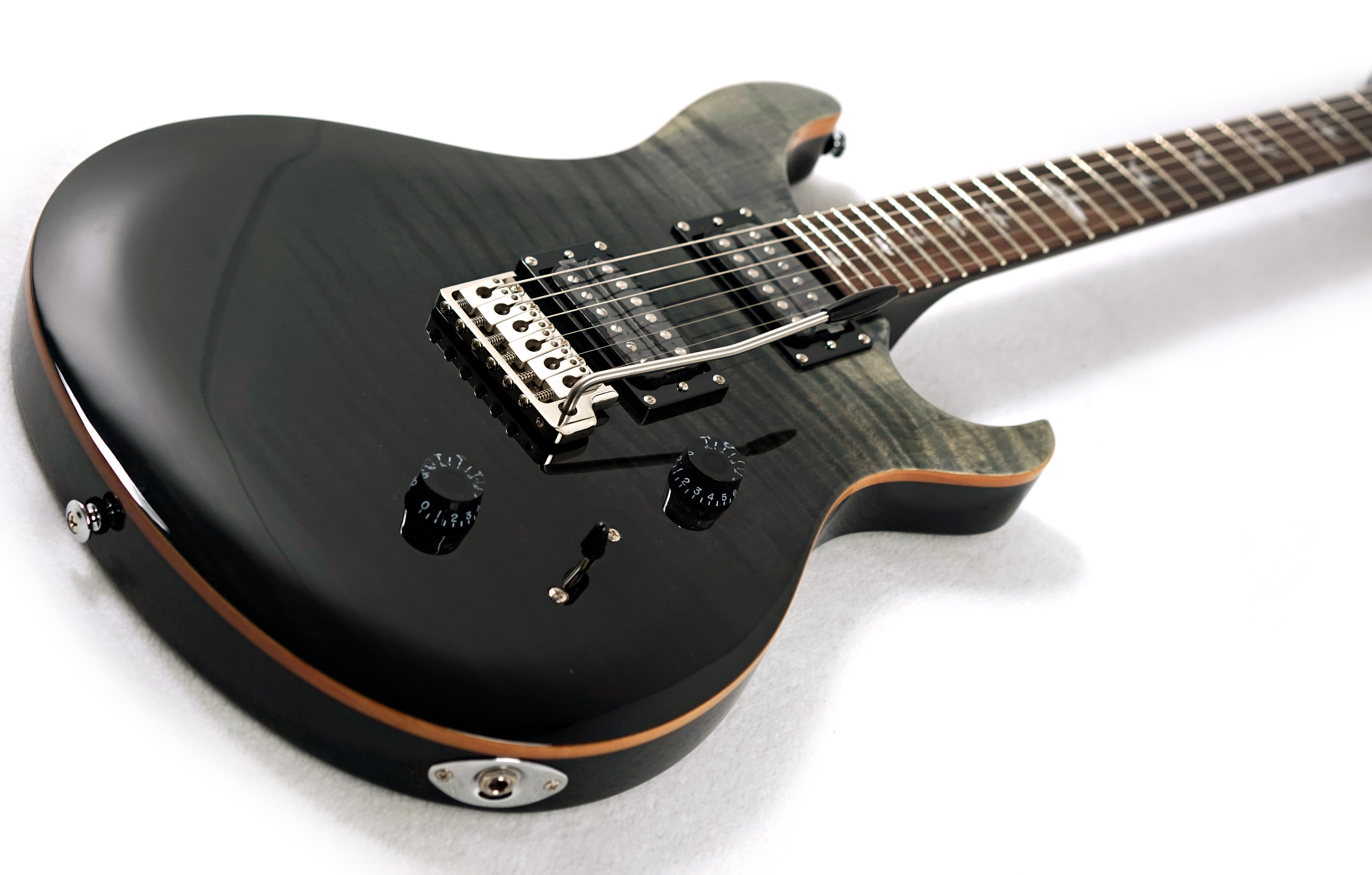 PRS SE Limited Edition Custom 24 Charcoal Fade | guitarguitar