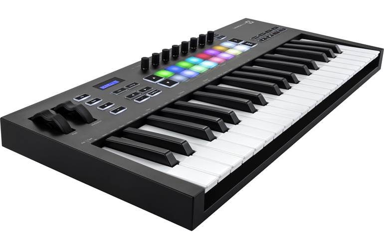 Novation Launchkey 37 MK3 Novation Launchkey 37 MK3