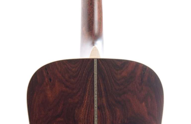 Martin Custom Dreadnought Premium Sitka Spruce VTS/Wild Grain East Indian Rosewood Martin Custom Dreadnought Premium Sitka Spruce VTS/Wild Grain East Indian Rosewood