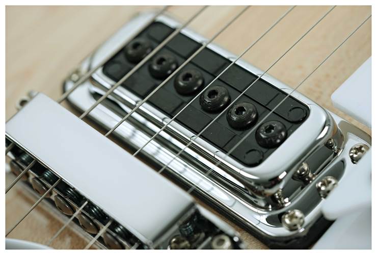 Rickenbacker 620 Mapleglo Rickenbacker 620 Mapleglo