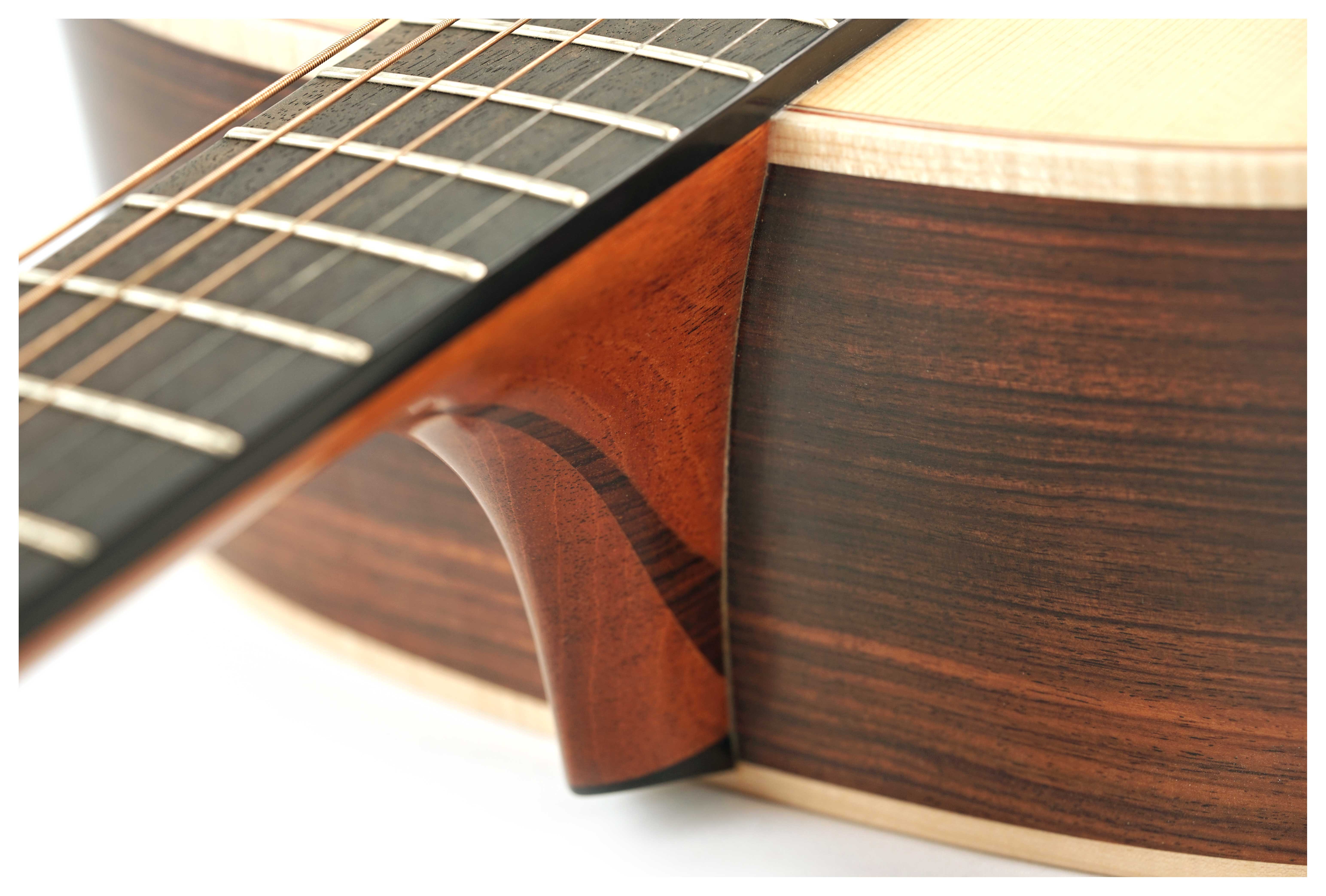 Lowden O32 Indian Rosewood/Sitka Spruce Left Handed #25320