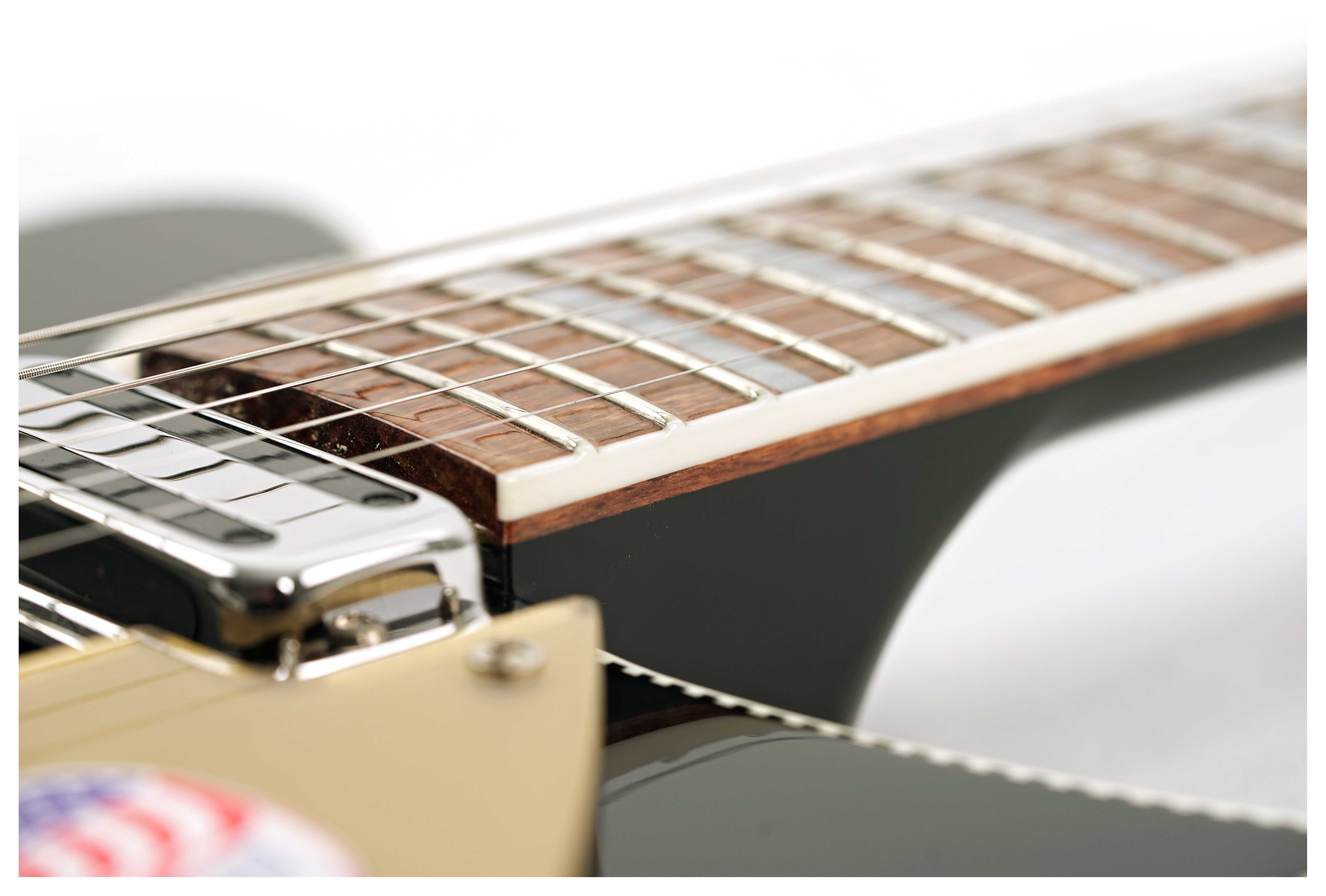 Rickenbacker 660 Jetglo