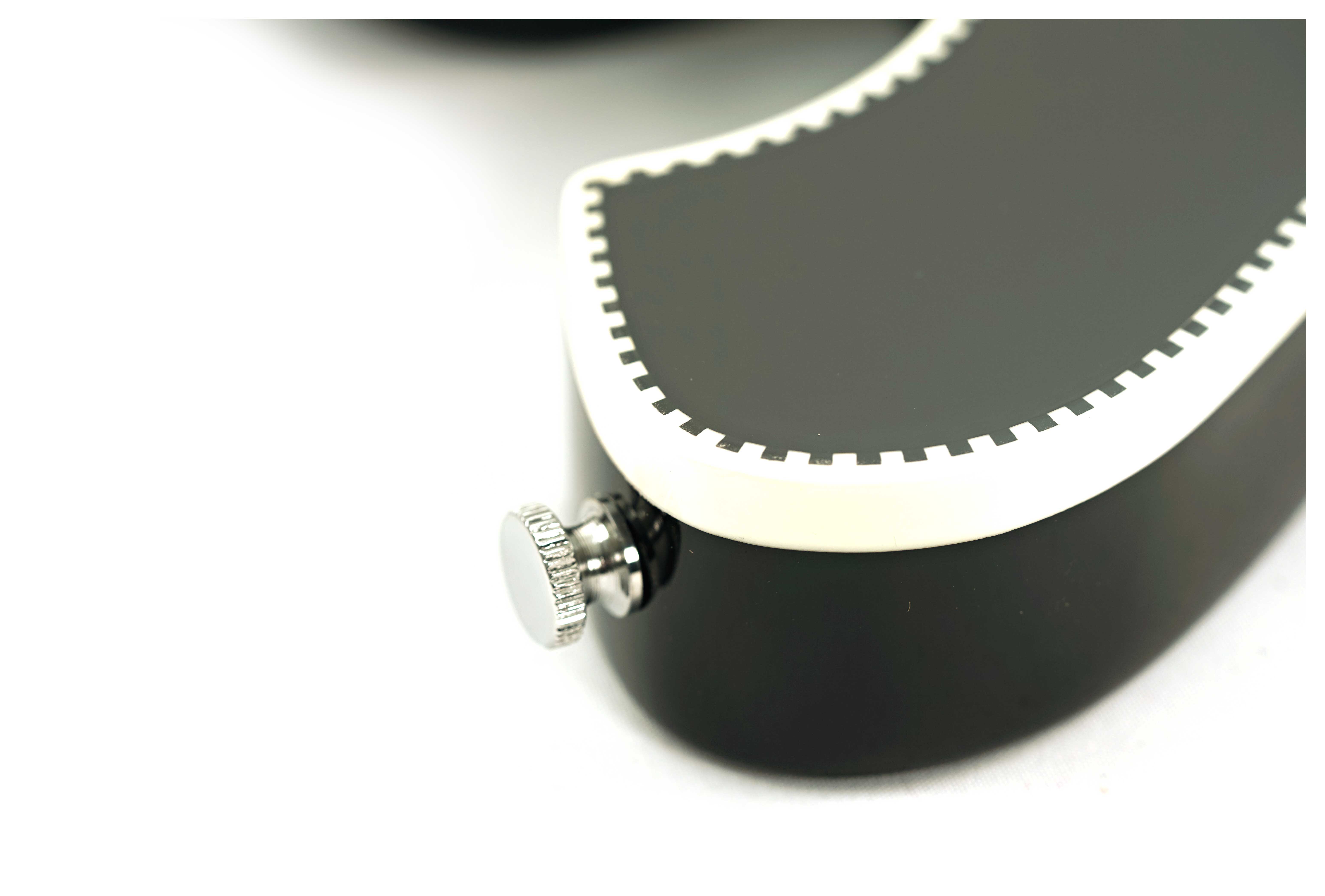 Rickenbacker 660 Jetglo